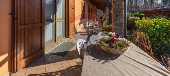 6 rooms Villa in Azzio, Italy No. 61657 8