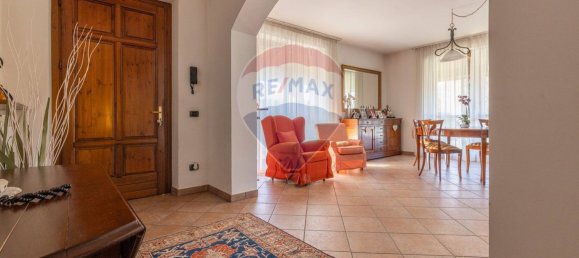6 rooms Villa in Azzio, Italy No. 61657 9