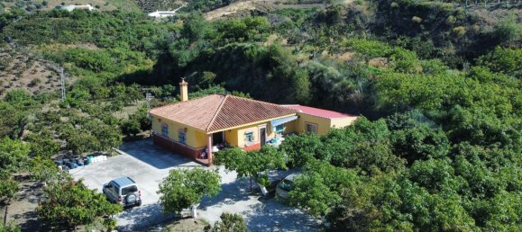 Дом с 3 спальнями в Бенамокарра, Испания № 56431 2