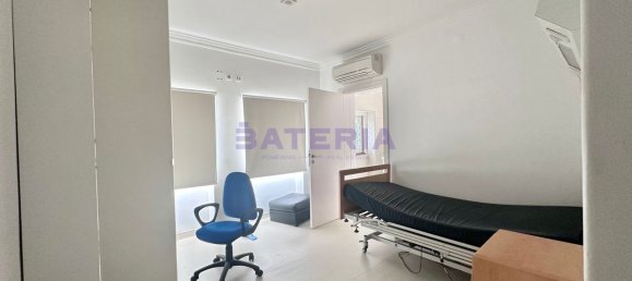 Дом с 9 спальнями в Оэйраш, Португалия № 86284 28