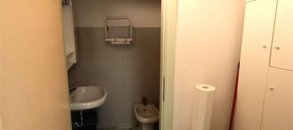 50m² Office in Fidenza, Italy No. 177089 6