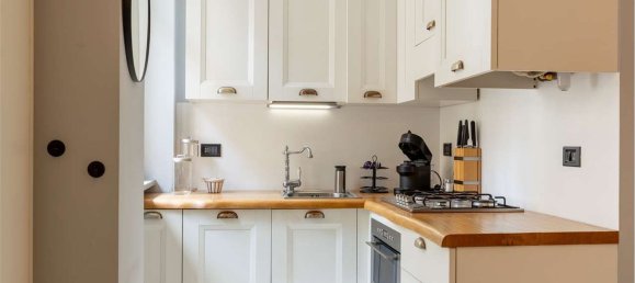 2 bedrooms Apartment in Milan, Italy No. 360735 7