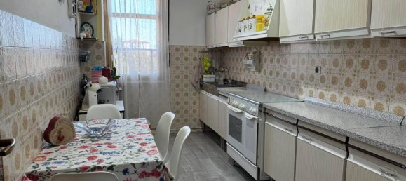 3-salle Appartement à Arcore, Italy No. 30170 8