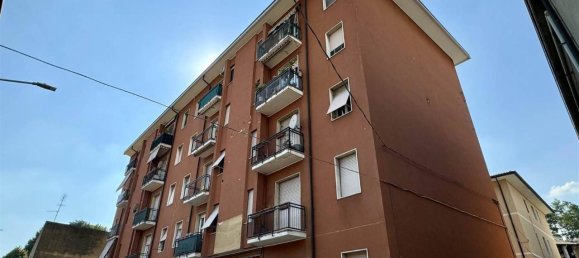 3-salle Appartement à Arcore, Italy No. 30170 19