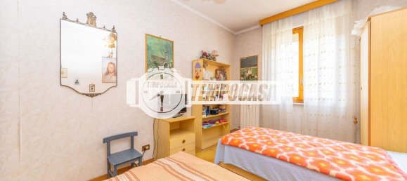 Apartamento de 4 dormitorios en Rome, Italy No. 335800 7