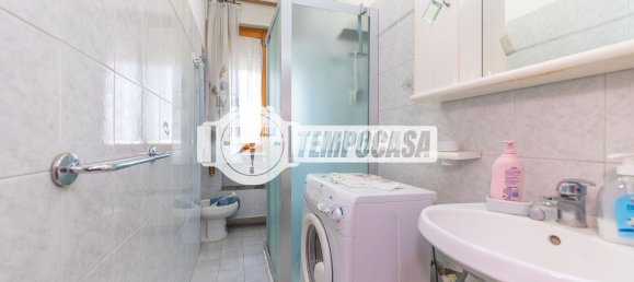 Apartamento de 4 dormitorios en Rome, Italy No. 335800 22