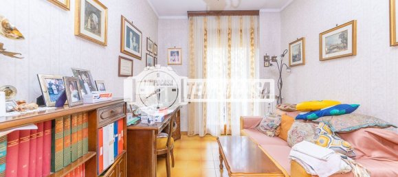 Apartamento de 4 dormitorios en Rome, Italy No. 335800 11