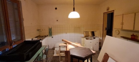 8-salle Villa à Valle Salimbene, Italy No. 142251 10