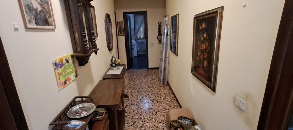 8-salle Villa à Valle Salimbene, Italy No. 142251 31