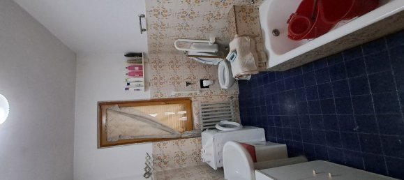 8-salle Villa à Valle Salimbene, Italy No. 142251 40