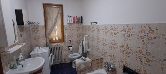 8-salle Villa à Valle Salimbene, Italy No. 142251 39