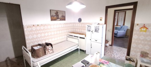 8-salle Villa à Valle Salimbene, Italy No. 142251 27