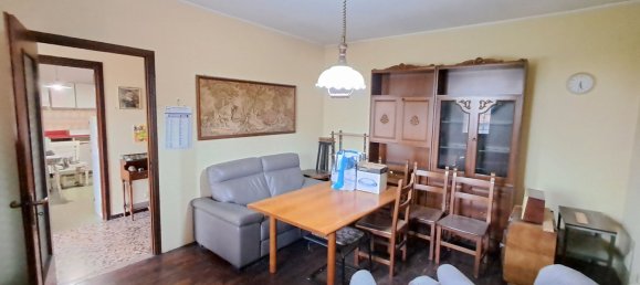 8-salle Villa à Valle Salimbene, Italy No. 142251 24