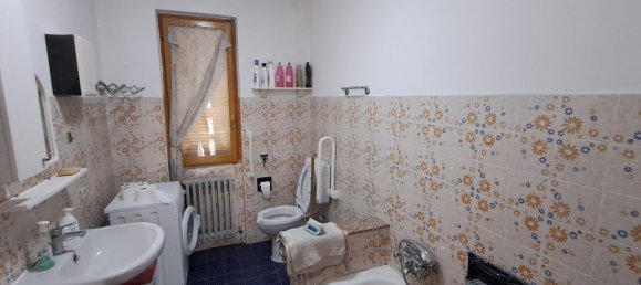 8-salle Villa à Valle Salimbene, Italy No. 142251 38