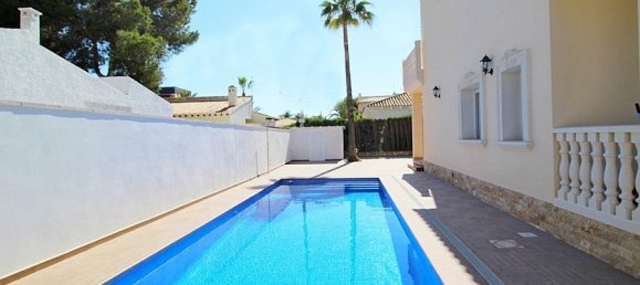 5 bedrooms Villa in Cabo Roig, Spain No. 14588 6