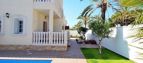 5 bedrooms Villa in Cabo Roig, Spain No. 14588 5