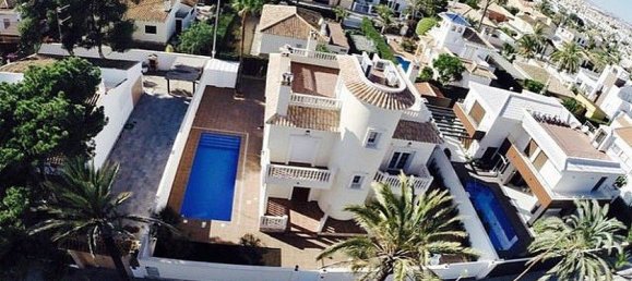 5 bedrooms Villa in Cabo Roig, Spain No. 14588 8