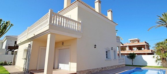 5 bedrooms Villa in Cabo Roig, Spain No. 14588 7
