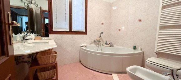 6-salle Villa à Monte San Pietro, Italy No. 208581 23