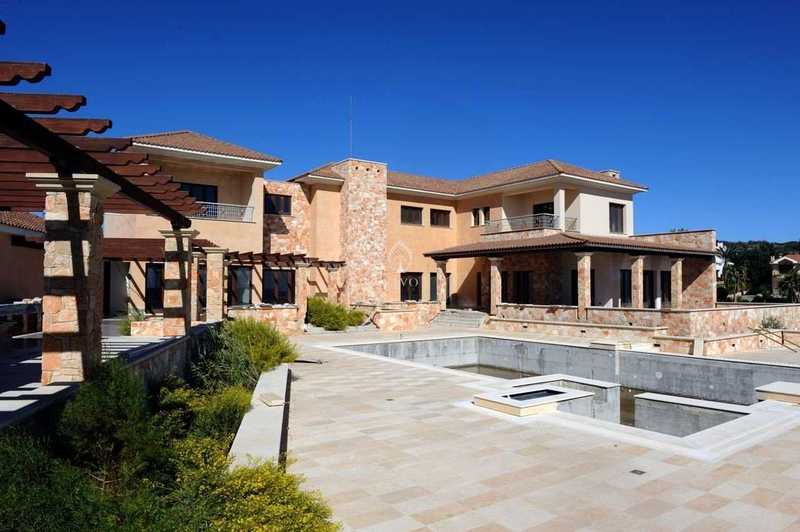 6 Schlafzimmer Gewerbliche Immobilie in Agios Tychonas, Cyprus, Nr. 19071