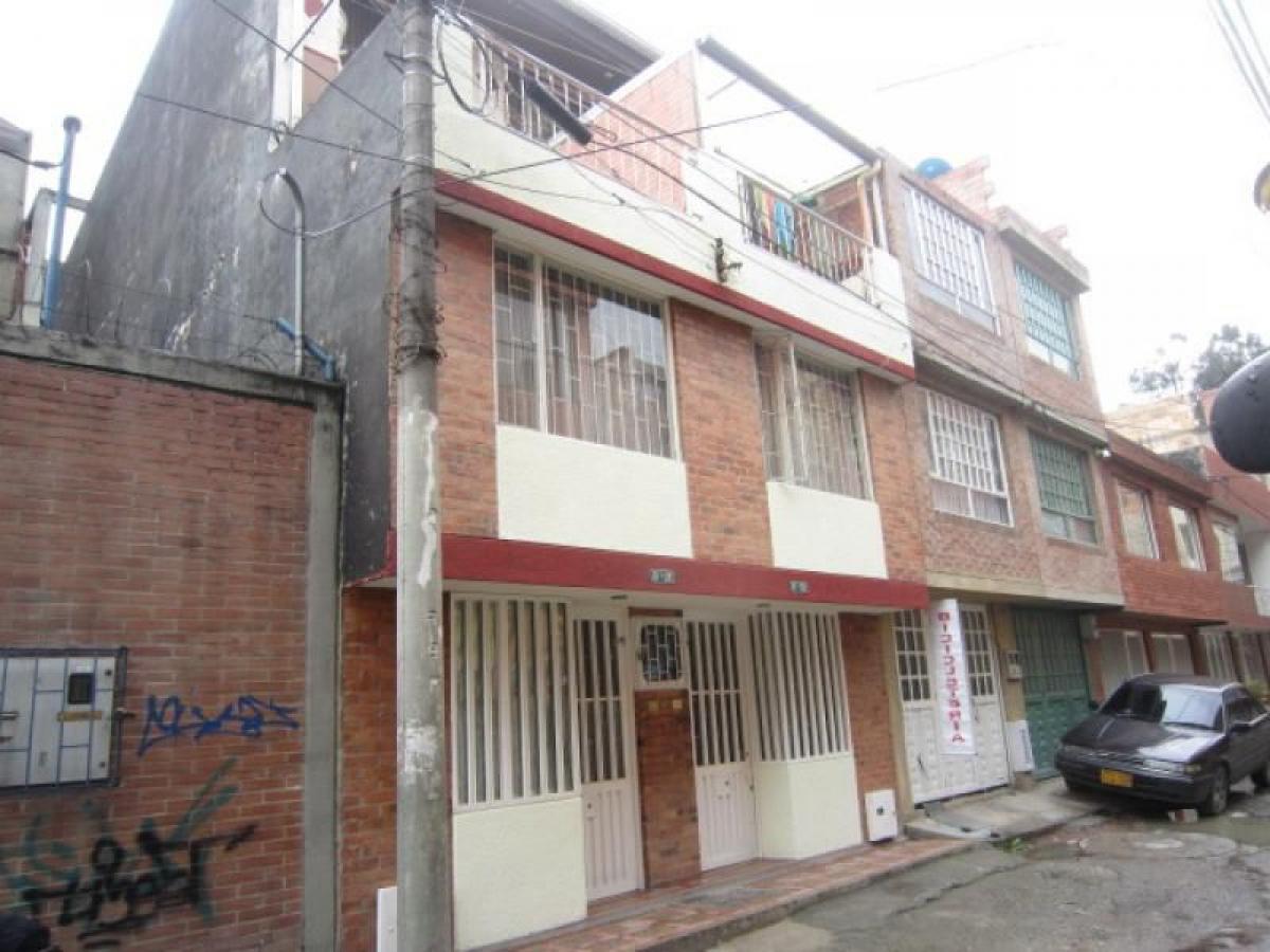 3 Schlafzimmer Haus in Bogota, Colombia, Nr. 9831