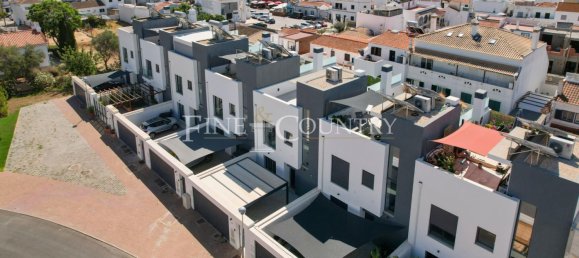 3 Schlafzimmer Villa in Santa Luzia, Portugal, Nr. 101963 20