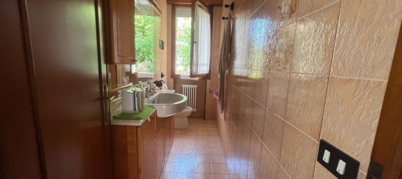 7 bedrooms House in Mogliano Veneto, Italy No. 342447 5