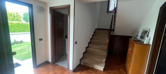 7 bedrooms House in Mogliano Veneto, Italy No. 342447 20