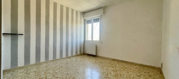 3 rooms Apartment in Borgo Virgilio, Italy No. 228678 5