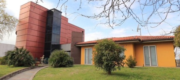  مكتب في Grassobbio, Italy 985متر مربع رقم 381418 20