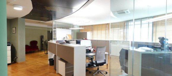  مكتب في Grassobbio, Italy 985متر مربع رقم 381418 9