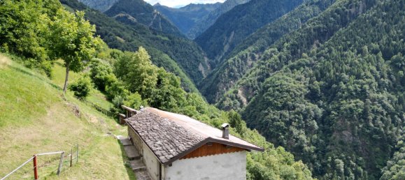 4 rooms House in Albaredo per San Marco, Italy No. 270736 6