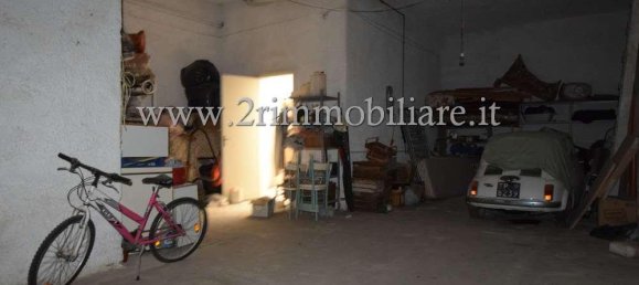 Дом с 10 комнатами в Мадзара дель Валло, Италия № 154929 13