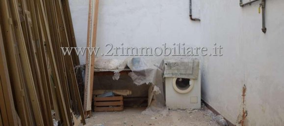 Дом с 10 комнатами в Мадзара дель Валло, Италия № 154929 8