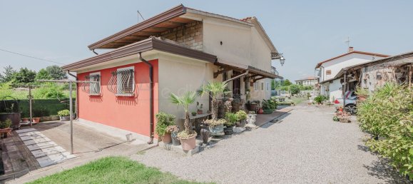 Propriété commerciale à Mira, Italy 129m² No. 298228 5