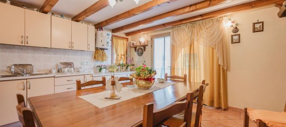 Propriété commerciale à Mira, Italy 129m² No. 298228 9