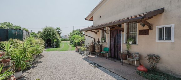 Propriété commerciale à Mira, Italy 129m² No. 298228 6