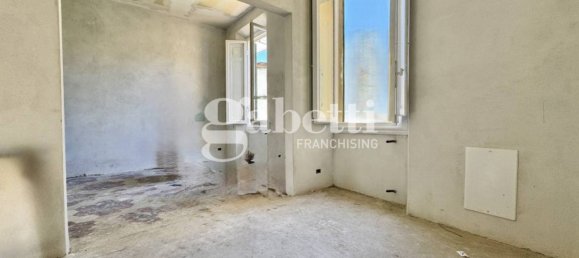 3 bedrooms Apartment in Florence, Italy No. 265842 2
