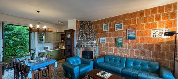 Дом с 4 комнатами в Чентро Валле Интельви, Италия № 172528 26