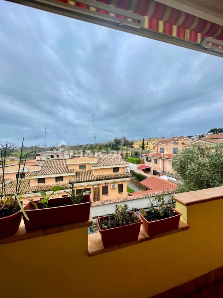 2 bedrooms Apartment in Pomezia, Italy No. 212411