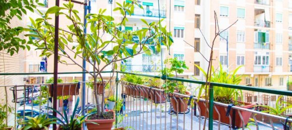 2 Schlafzimmer Wohnung in Naples, Italy, Nr. 31589 34