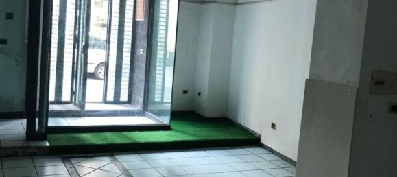 Gewerbliche Immobilie in Paternò, Italy 180m², Nr. 258968 9