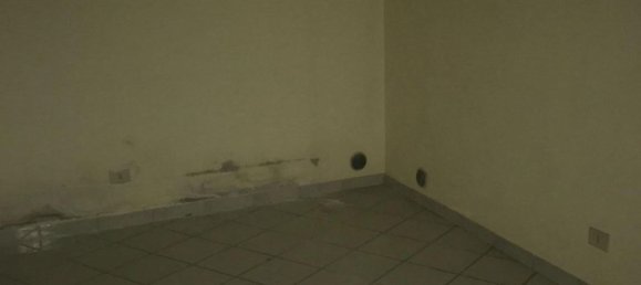 Gewerbliche Immobilie in Paternò, Italy 180m², Nr. 258968 16