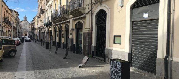 Gewerbliche Immobilie in Paternò, Italy 180m², Nr. 258968 4