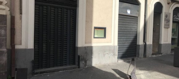 Gewerbliche Immobilie in Paternò, Italy 180m², Nr. 258968 2
