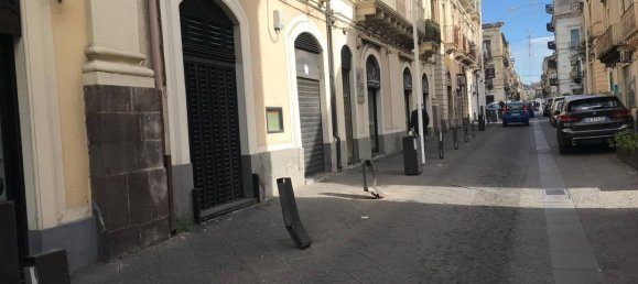 Gewerbliche Immobilie in Paternò, Italy 180m², Nr. 258968 3