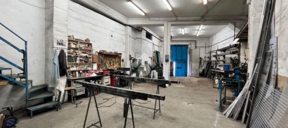 340m² Warehouse in Sant'Antimo, Italy No. 346245 10