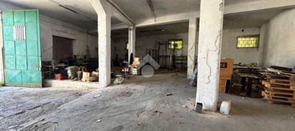 340m² Warehouse in Sant'Antimo, Italy No. 346245 3