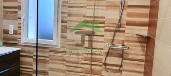 Casa de 4 dormitorios en Patay, France No. 83270 7