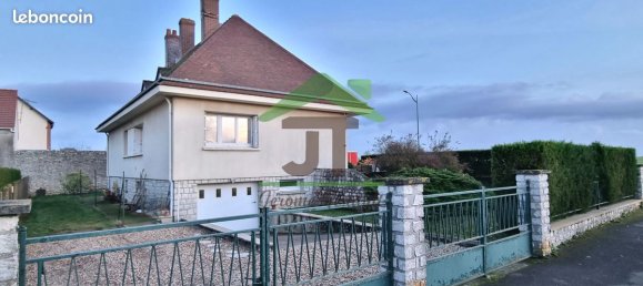 Casa de 4 dormitorios en Patay, France No. 83270 16